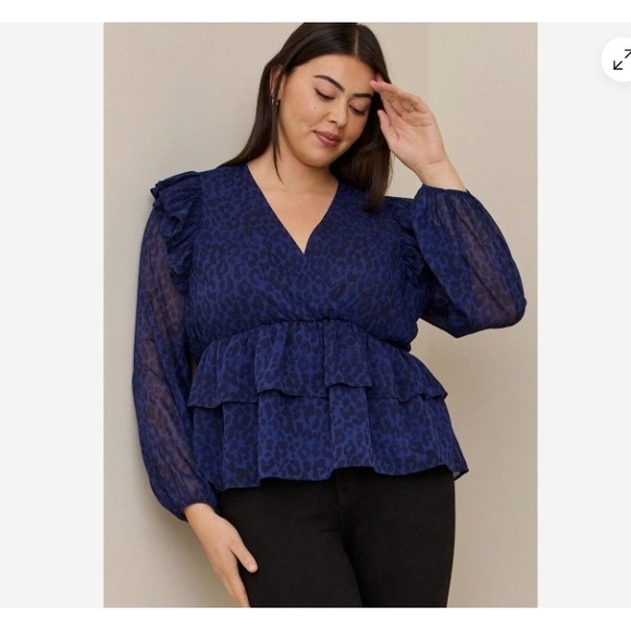 Torrid Top Womens 1 Blue Chiffon Animal Print Ruffle Tiered Peplum Blouse - Picture 1 of 14